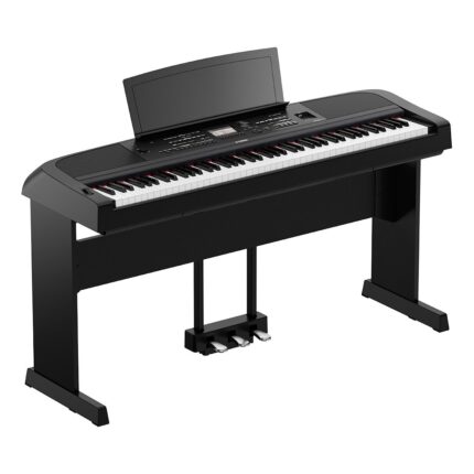 Piano numérique Yamaha DGX-670